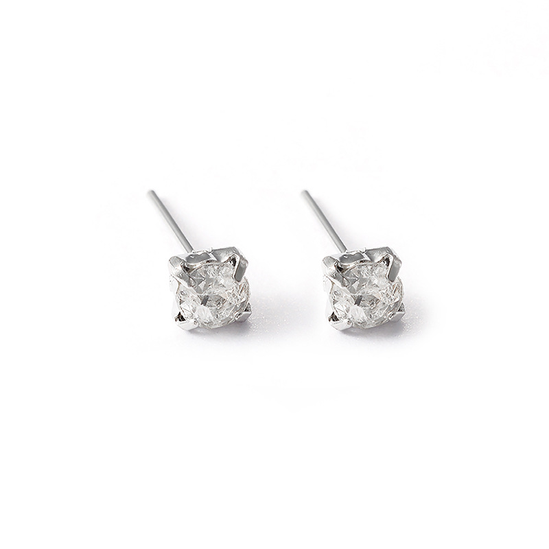 Korean version jewelry wholesale: Sparkling diamond alloy stud earrings, claw diamond crystal gemstone earrings, Lulu earrings Item Picture