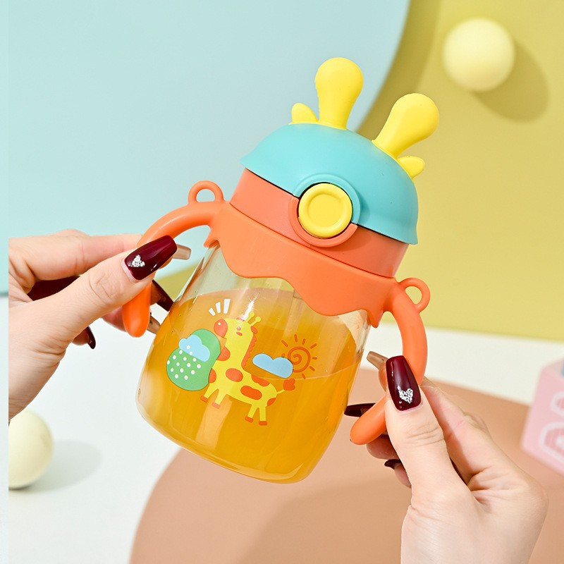 Children's straw milk bottle, baby drinking milk, baby drinking water plastic cup, little antler children's handle-holding learning drinking cup Item Picture
