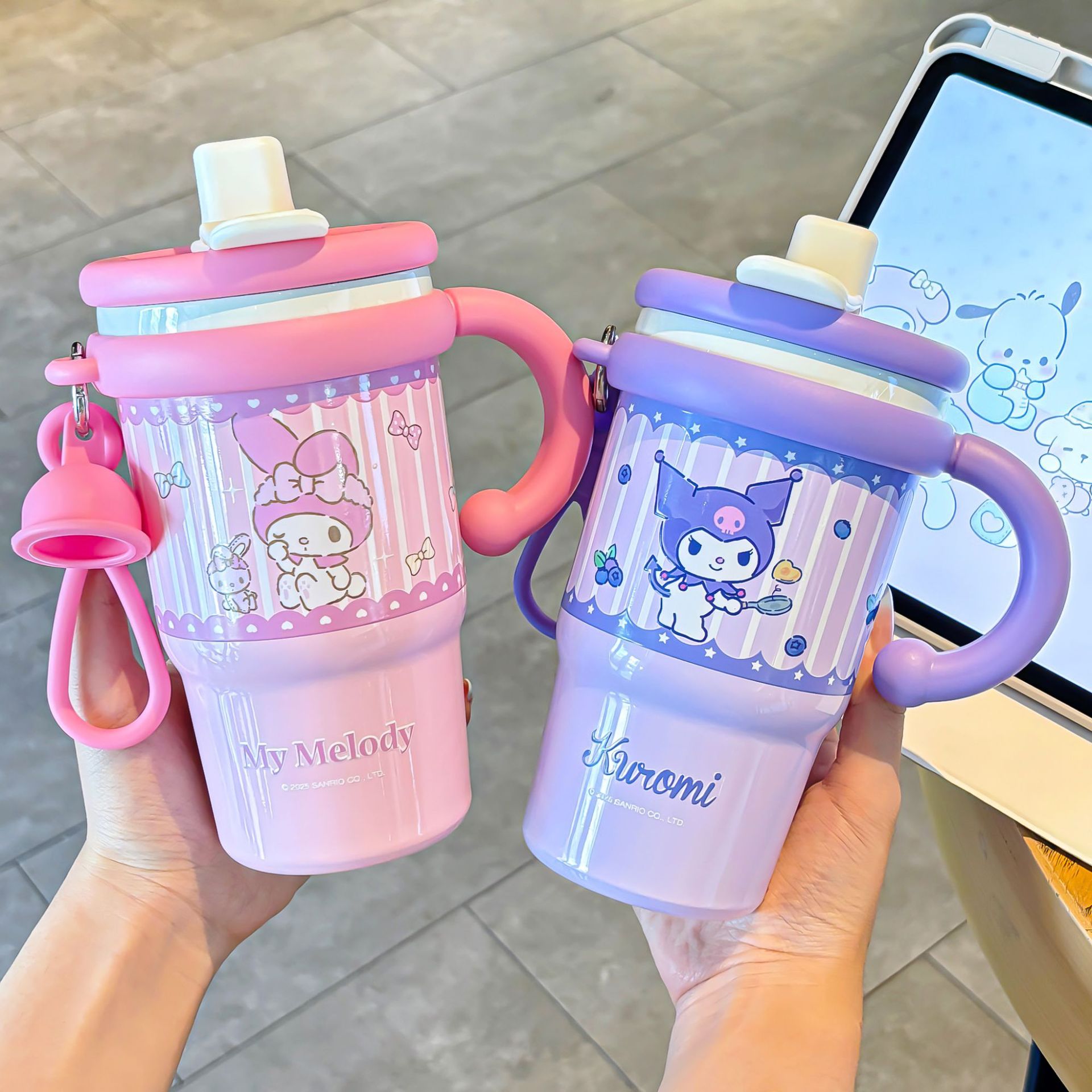 Sanrio Family series insulated cups feature silk-screened design and come with a sturdy handle, making them portable cartoon household double drinking cups details Picture