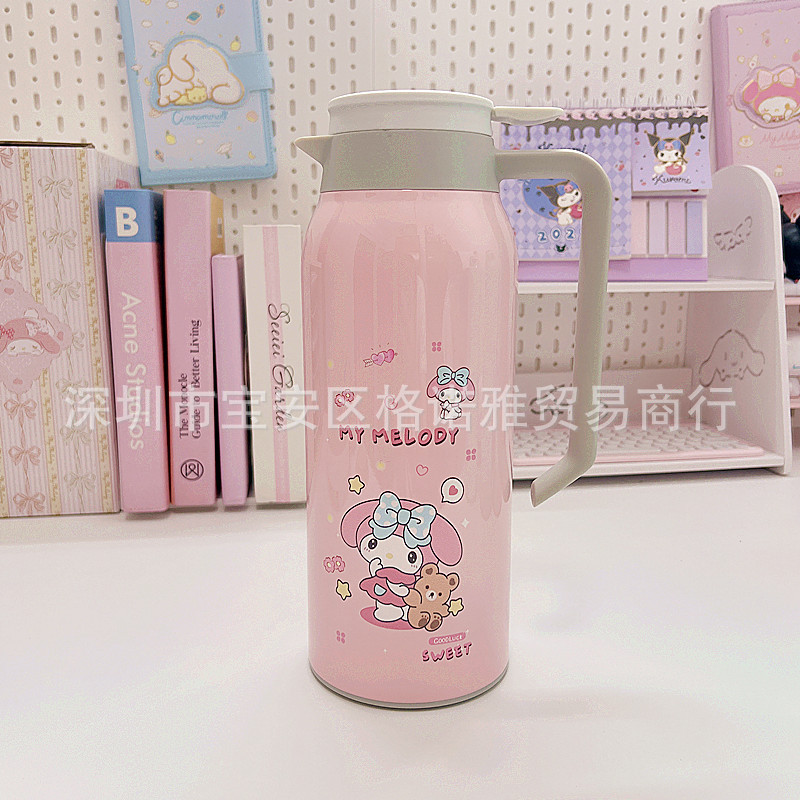 The new cartoon large-capacity 304 stainless steel hot water kettle with a handle is a portable outdoor household cold water kettle Item Picture