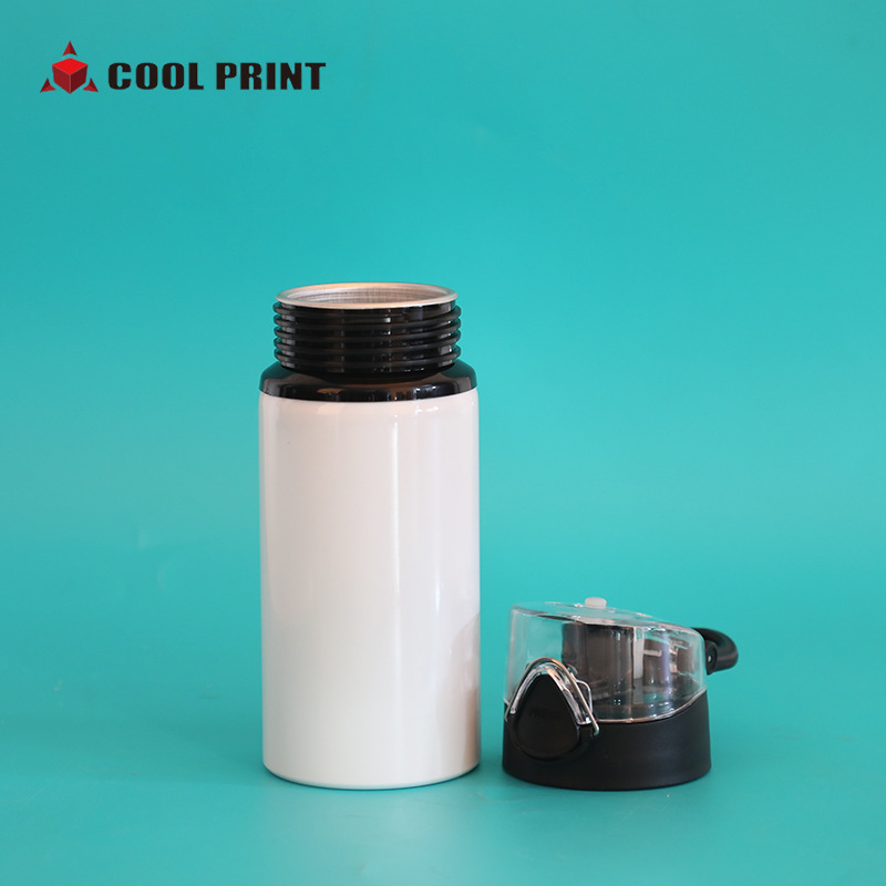 Thermal sublimation coated blank aluminum kettle, portable large-mouth stretchable hand-held lid water bottle, creative student gift water cup Application Scenario