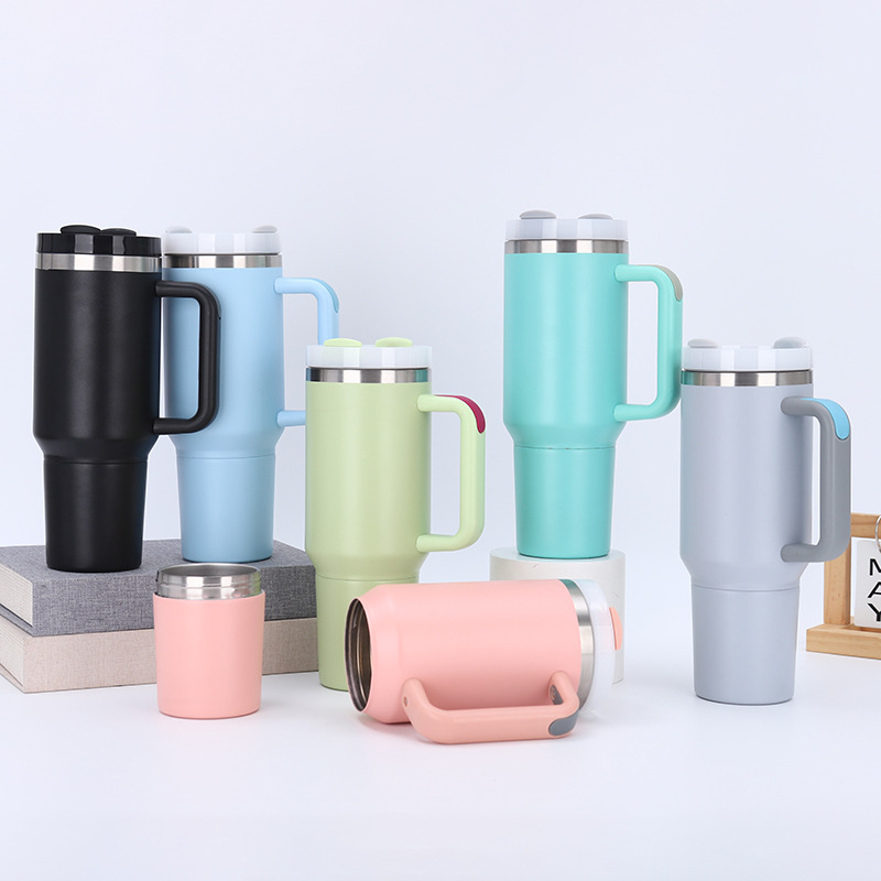304 stainless steel insulated cup, outdoor portable large-capacity sports ice cup with handle and straw, double-section car cup full figure