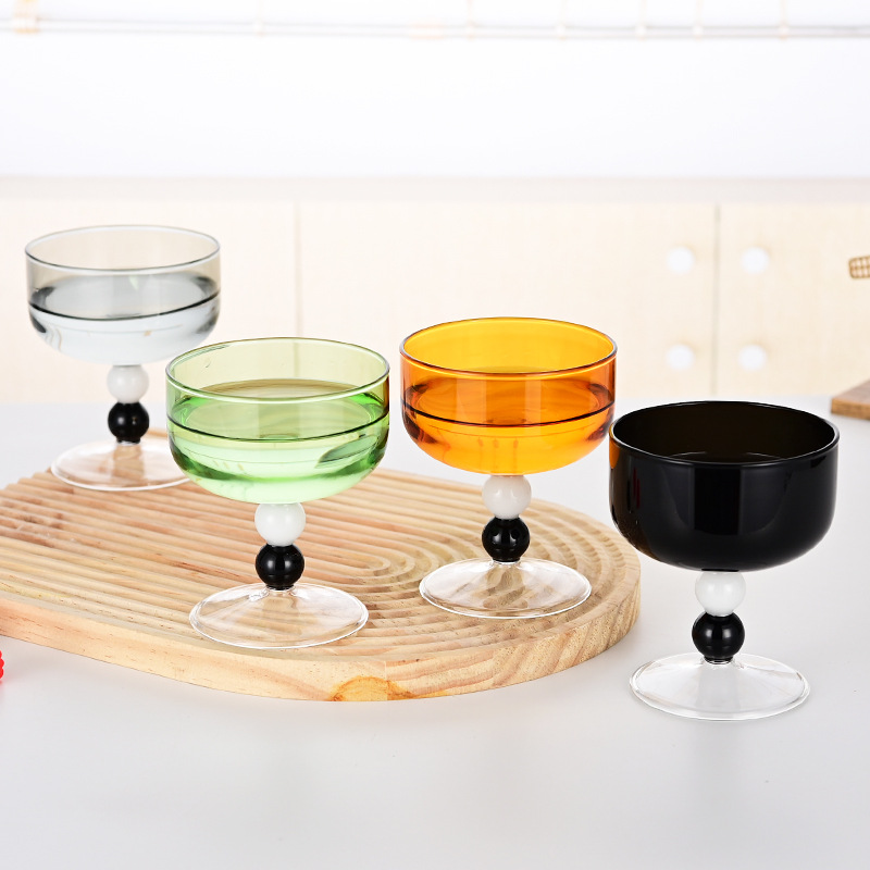 Colored high borosilicate glass cups, household heat-resistant tall glass cups, restaurant ice cream cups, dessert cups, contrasting color glass cups Application Scenario