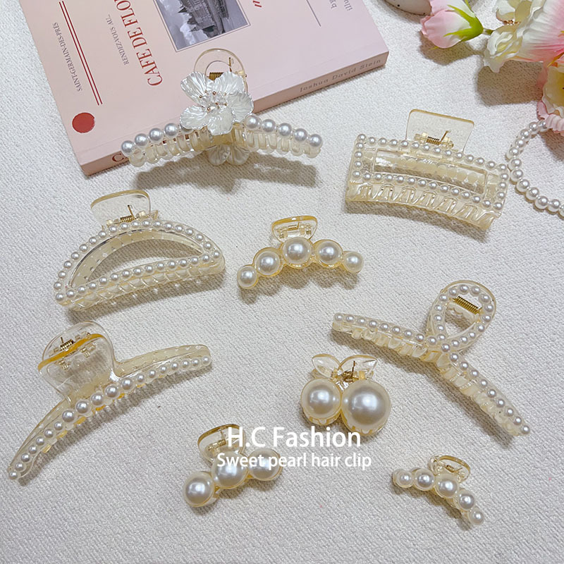 Pearl hair clip, back of the head hair accessory, casual headwear, Korean style, internet-famous fairy shark size clip full figure