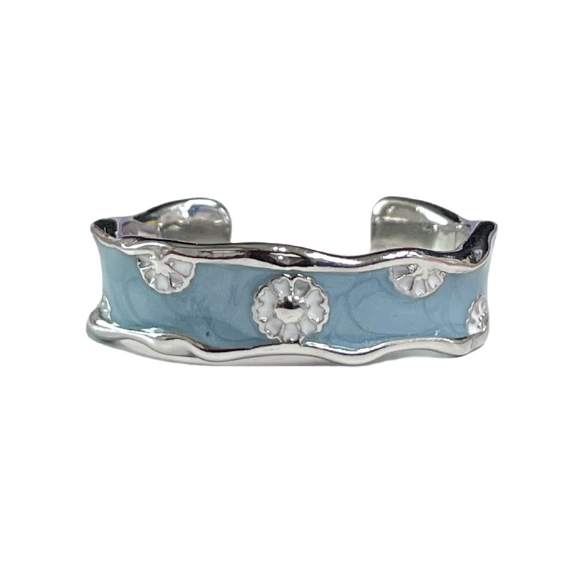 Retro style, niche and simple flower ring, sweet and cool little Daisy new geometric irregular adjustable ring Item Picture