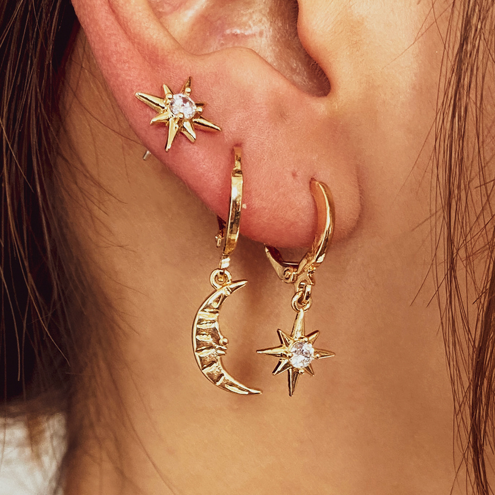 European and American cross-border earrings, asymmetrical star and moon ear buckles, women's personalized and trendy single-sided set earrings full figure