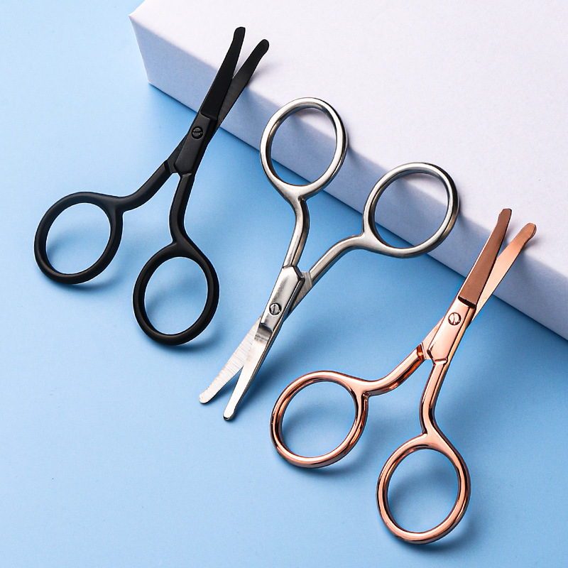 Stainless steel manual round-head nasal hair trimmer, beauty, eyebrow shaping, eyelash makeup, no nasal injury, washable Application Scenario