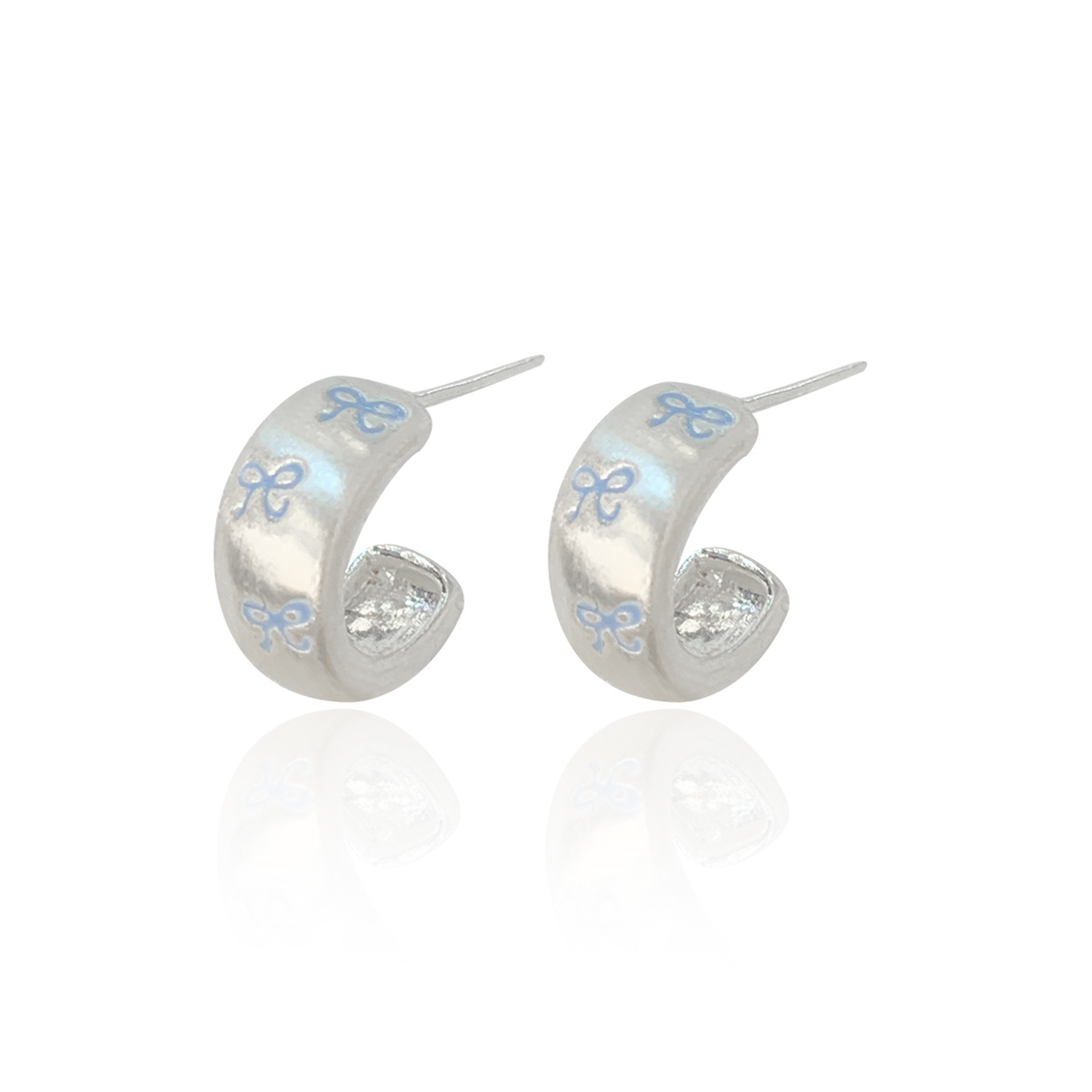 Fresh and sweet, oil-dripping bow C-ring stud earrings, women's silver needle brushed silver exquisite ins style simple earrings Item Picture