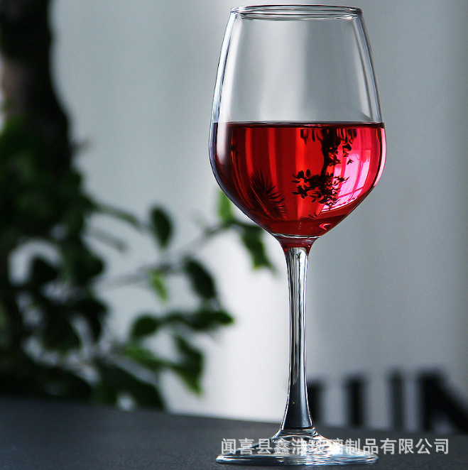 Green apple red wine glass, tall glass, red wine glass, wine champagne glass, wine set processing logo Specification drawing