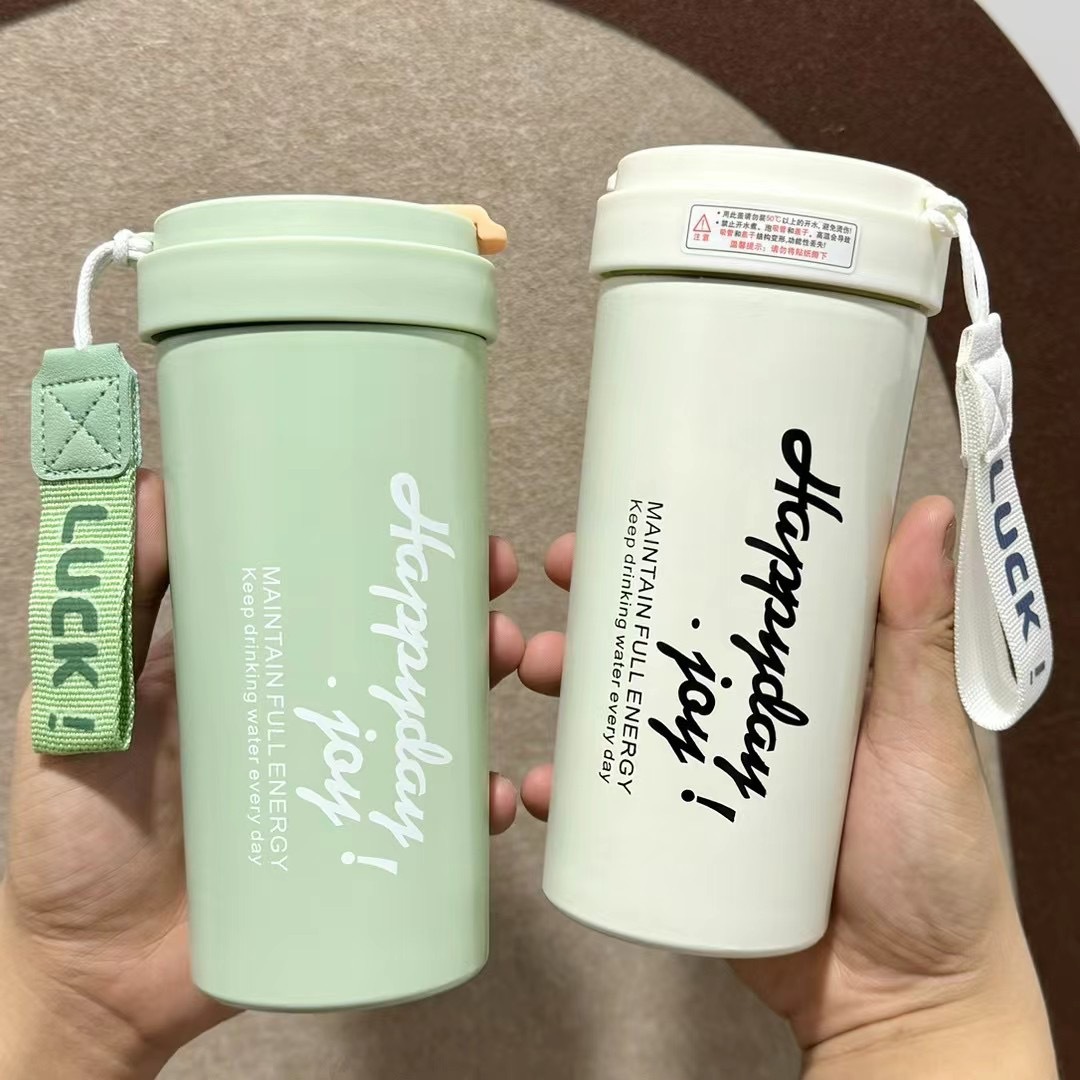 High appearance level coffee cup, 316 stainless steel insulated cup, simple and portable car straw cup, cute female student water cup Application Scenario