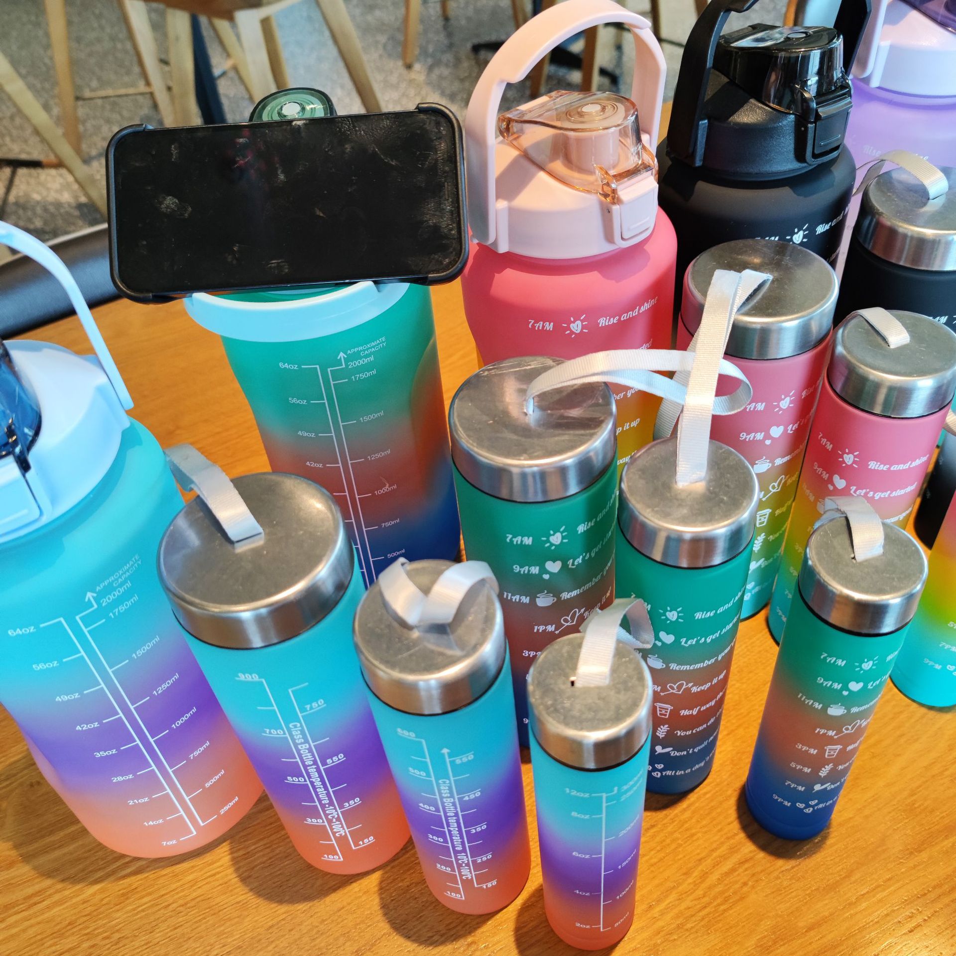 Four-piece set of gradient frosted water cup, portable drawstring space cup, sports water bottle, large-capacity bouncing straw cup Specification drawing