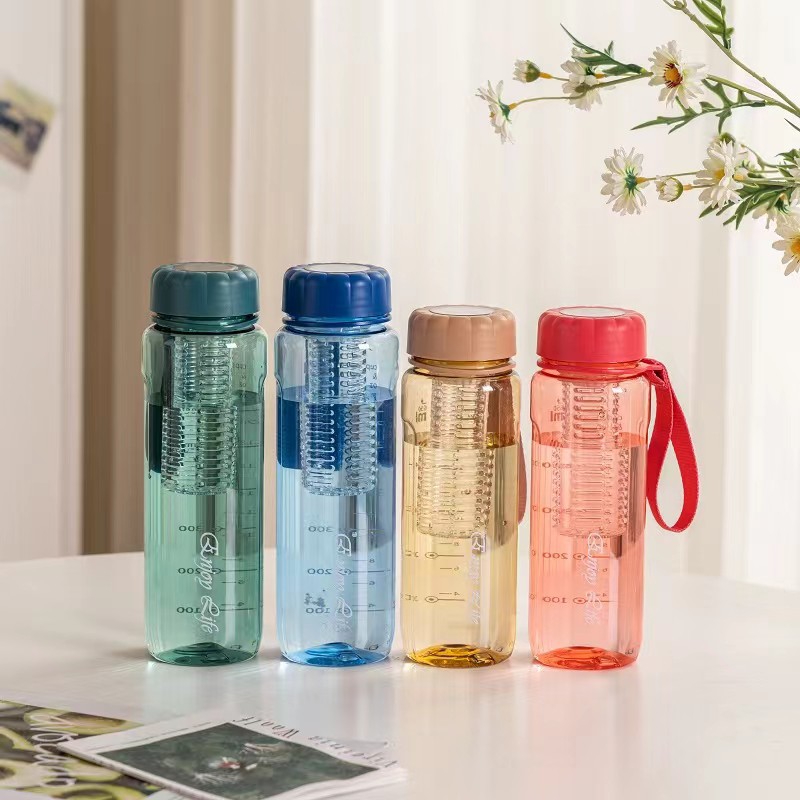 Summer water cup: Simple plastic cup with lid, high appearance level, suitable for both men and women to make tea, heat-resistant and anti-scald cup full figure