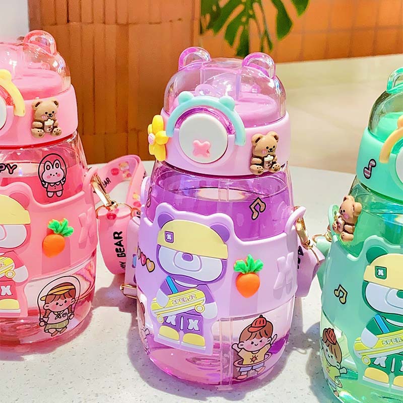 New cross-border large-capacity children's plastic cup, high appearance level water cup, girls' cartoon violent bear portable straw water cup Specification drawing