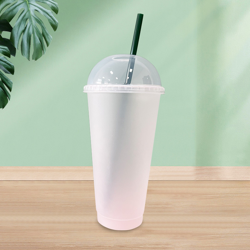 【 Processing and Customization 】24oz new arched lid straw cup, a best-selling drinking water straw cup for adults, 710m transparent Application Scenario