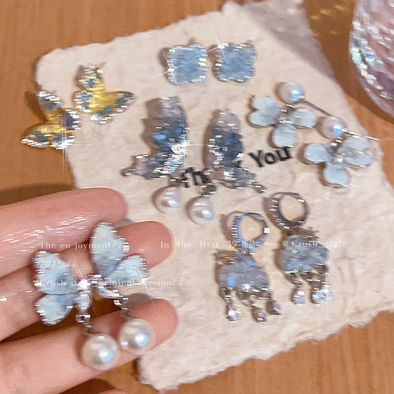 Small diamond butterfly tassel earrings, women's high-end, simple and elegant stud earrings, 2025 new style bestsellers, Internet celebrity earrings and earrings full figure
