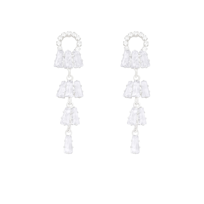 Exquisite and elegant geometric tassel earrings, women's light luxury, high-end fashion and temperament, ear studs, niche design earrings wholesale Item Picture