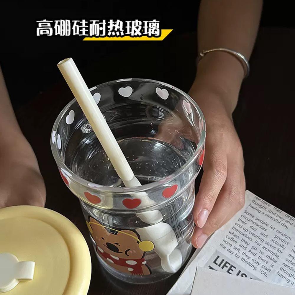 High-temperature resistant tea-water separation glass cup for girls, high appearance level fruit tea straw cup, ins cartoon office coffee cup Application Scenario