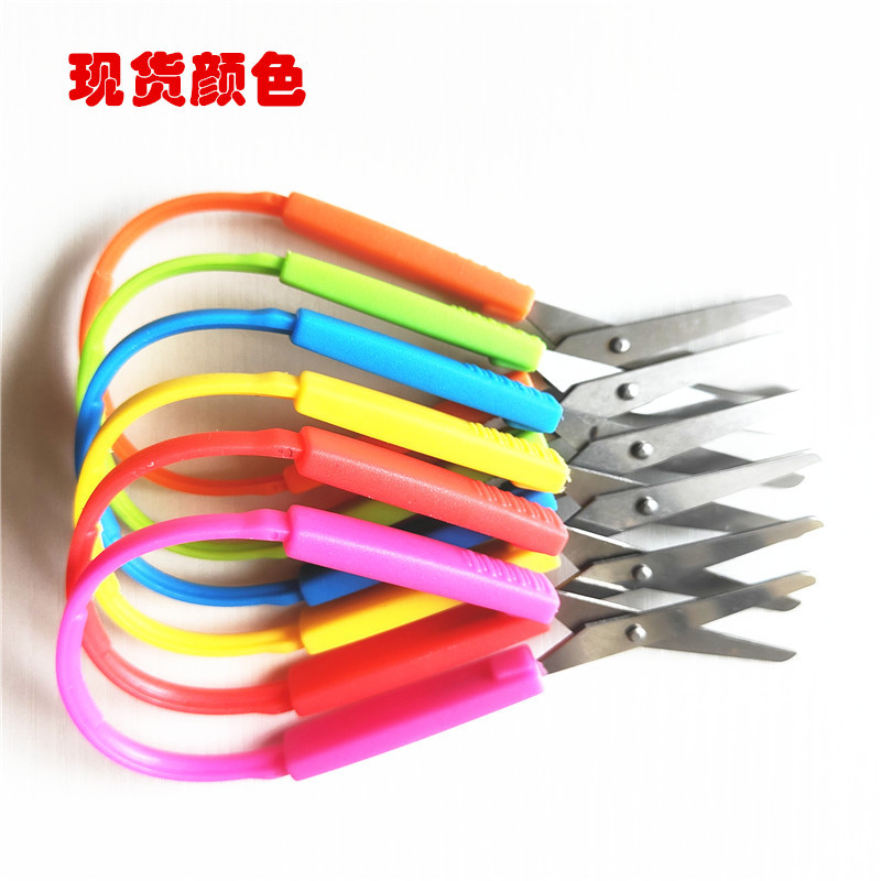 Wholesale factory direct sales of small circular scissors, small U-shaped scissors, children's safety small scissors Specification drawing