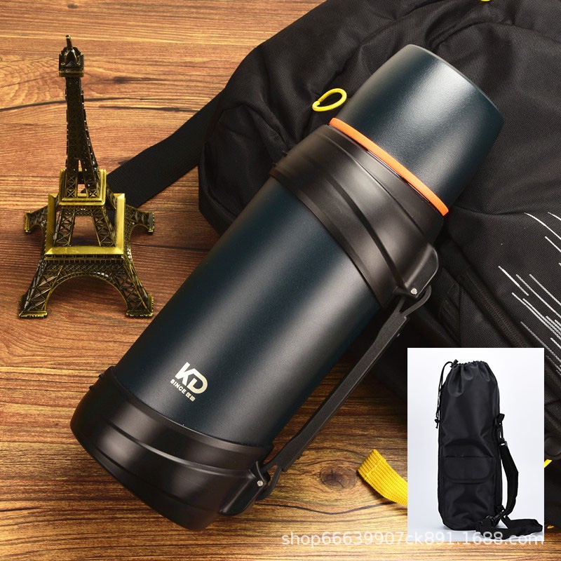 Kuangdi Travel Vacuum Insulated Water bottle, large-capacity portable car water bottle, outdoor sports 304 stainless steel 2000ml details Picture