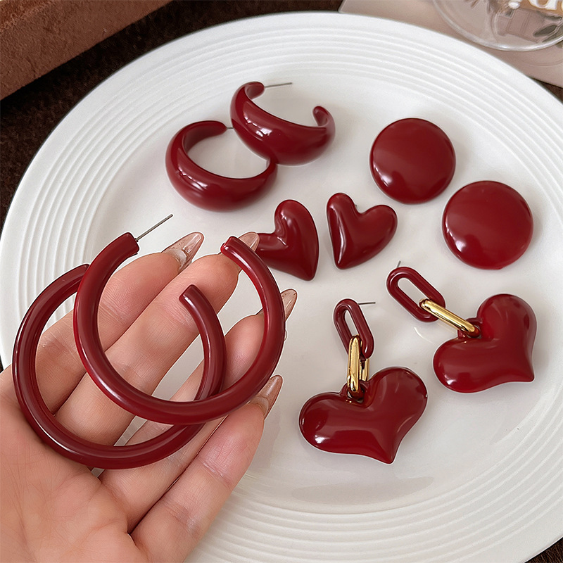 Ankela Red large ear Ring Earrings 2024 New autumn and winter fashion, versatile and elegant stud earrings, light luxury and high-end earrings full figure