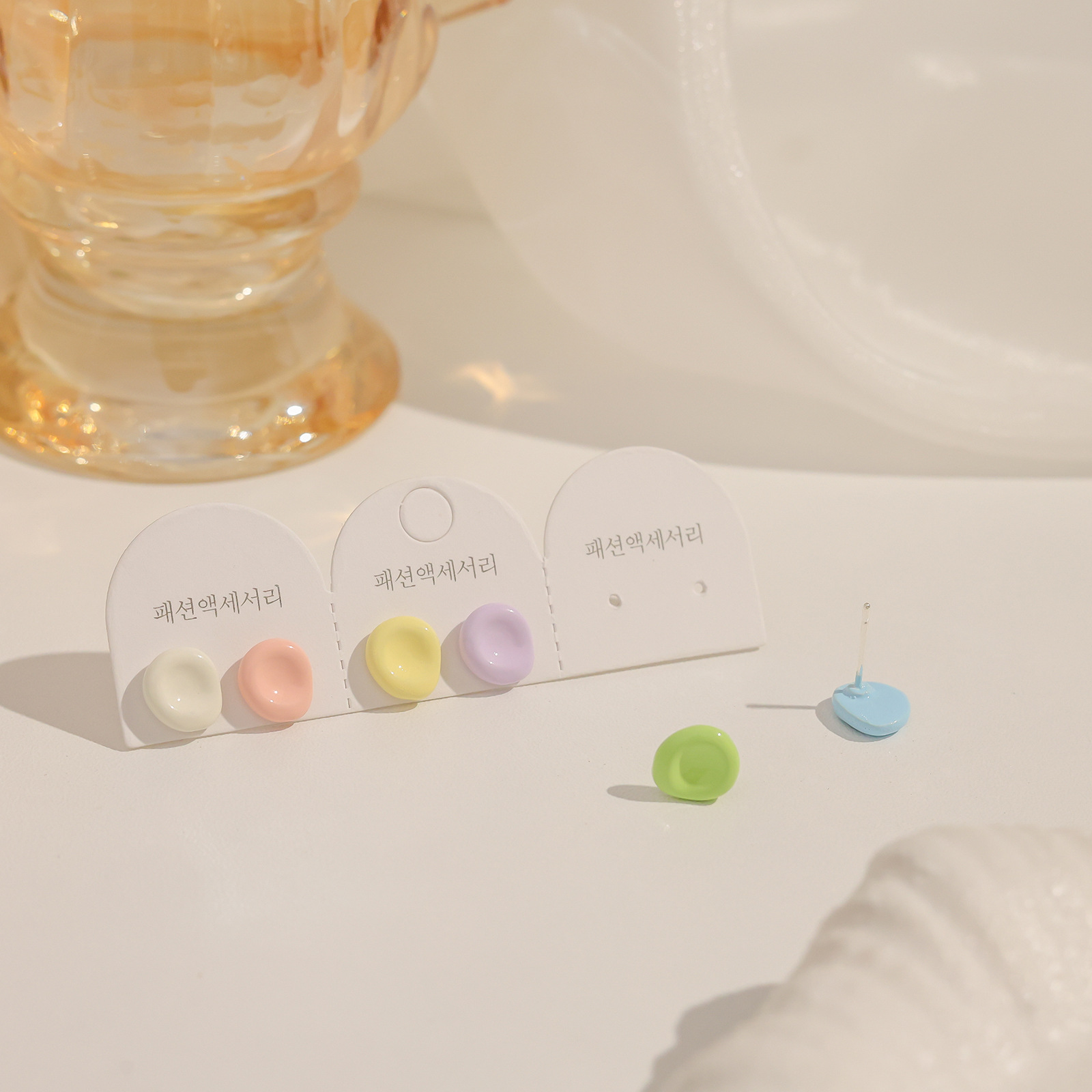Summer new macaron-colored teardrop stud earrings, irregular and cute, candy-colored earrings, dopamine earrings Application Scenario