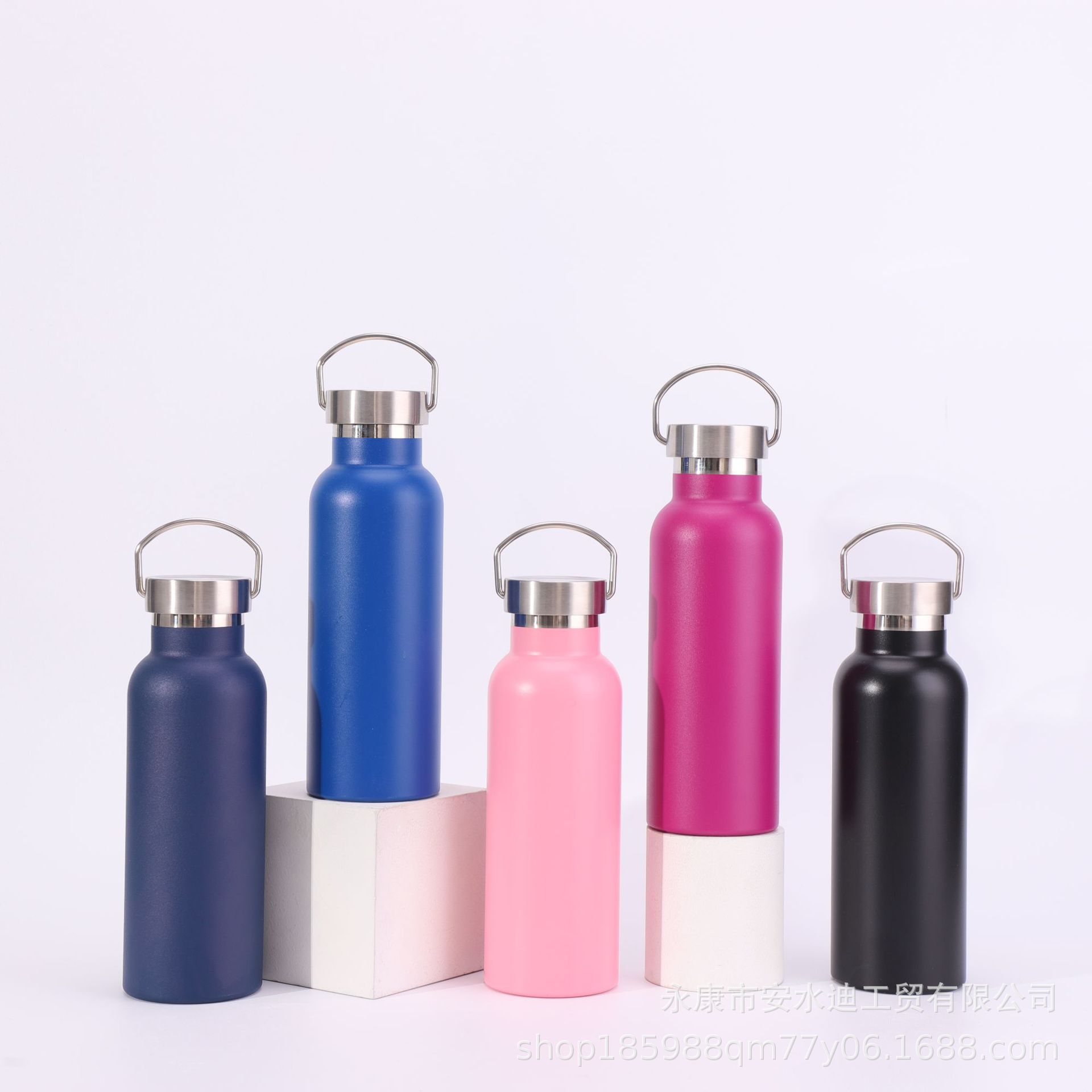 Cross-border American wide-mouth insulated cup, large-capacity portable outdoor sports water cup for men and women, double-layer vacuum hand-held water bottle details Picture