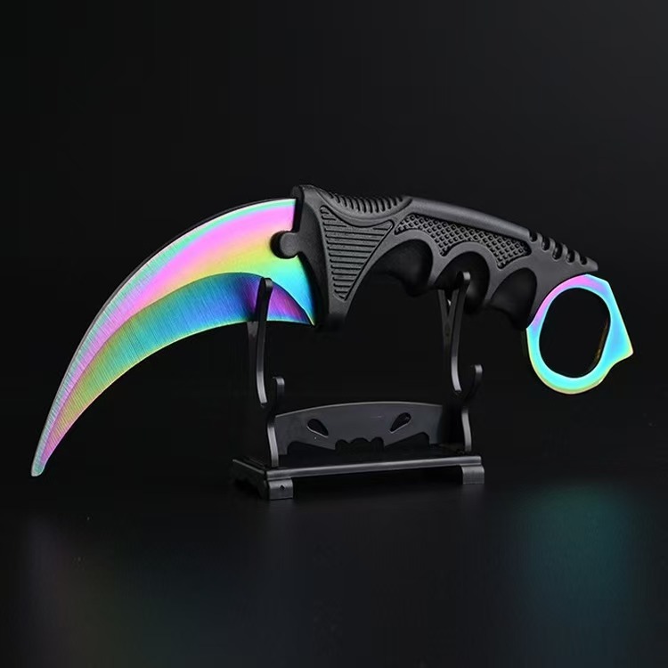 High-hardness Wolf claw knife, csgo claw knife, camping and outdoor tools, portable claw knife, fox claw, high hardness Application Scenario