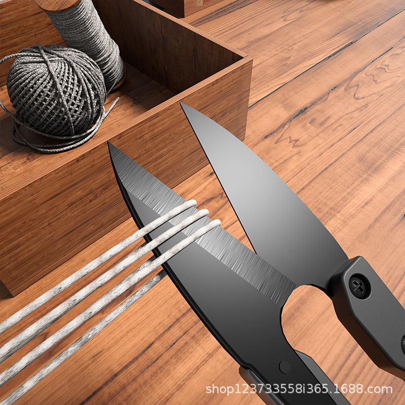 Wholesale of U-shaped scissors for needles and threads, large black yarn shears, small scissors for cutting thread ends in hand cross-stitch, and specialized for clothing Specification drawing