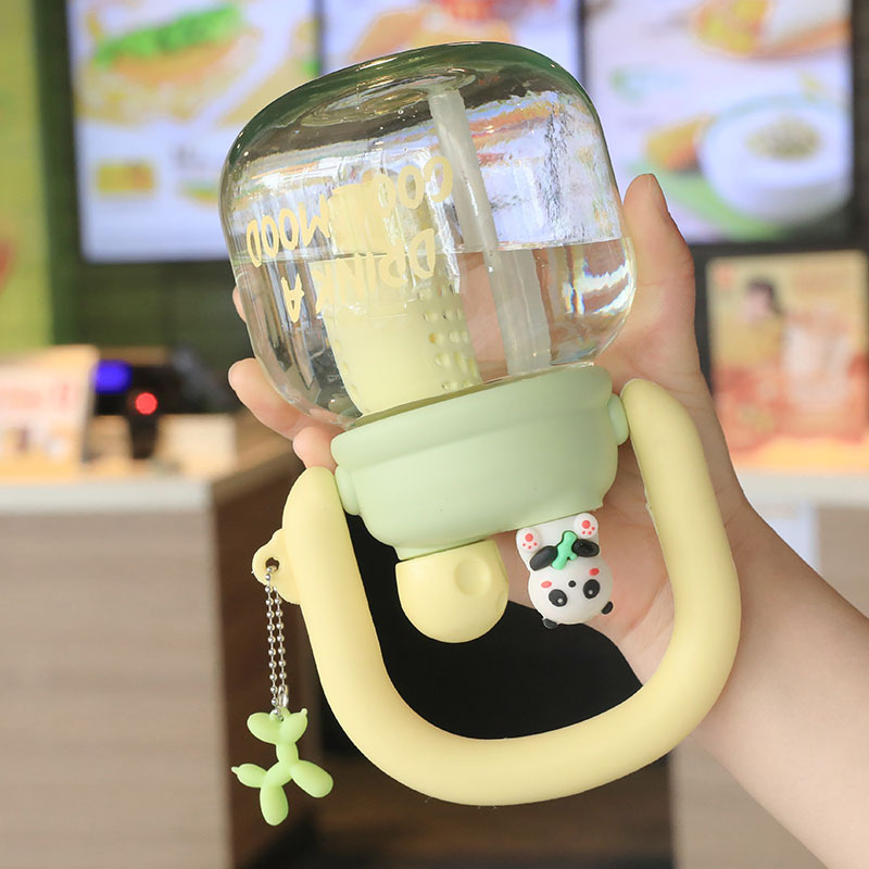 Children's water cups, light luxury and high-end feel, hand-held water bottles, sports water bottles, straw cups, double-drinking plastic cups, cartoon big-bellied cups Application Scenario