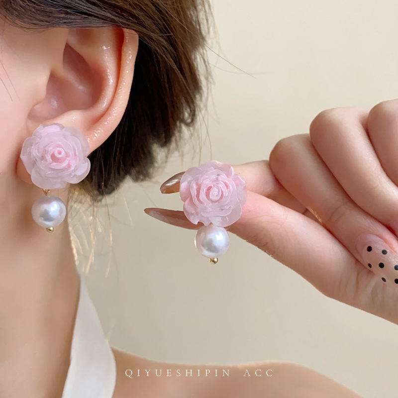 Rose flower pearl earrings suitable for spring, 2024 new bestseller forest-themed sweet stud earrings, summer earrings for women details Picture