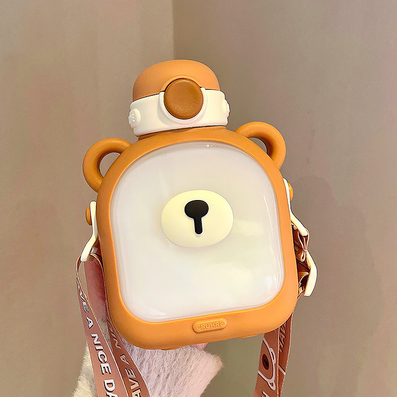 Popular square water cup for girls, large capacity, high appearance level, straw cup, sugar bear, student portable, slanted cross plastic cup full figure