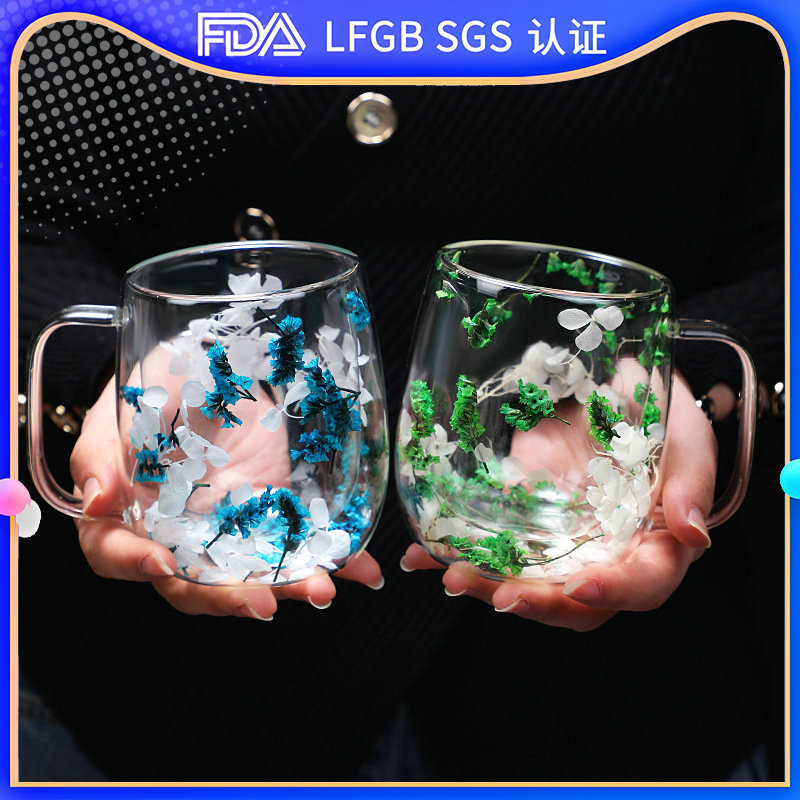 Creative new products: Double-layer high borosilicate glass cups with dried flowers, office, bar and home mark coffee cups full figure