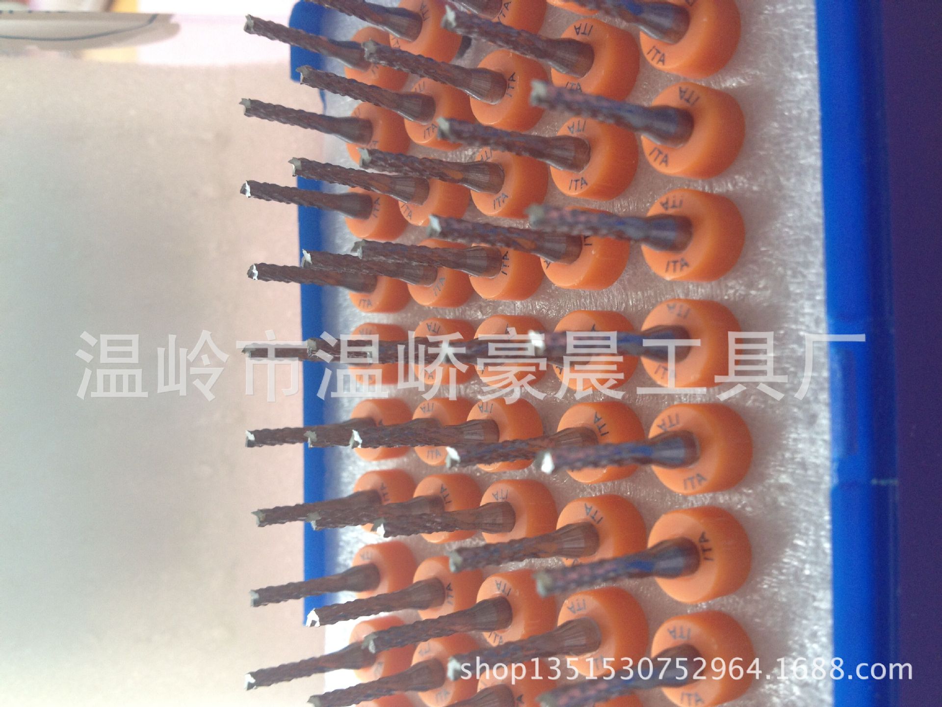 PCB milling cutters, carbide micro milling cutters, fishtail milling cutters, corn milling cutters, 0.4-3.175MM Application Scenario
