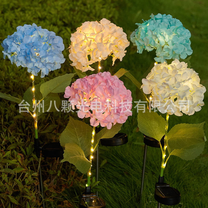 Solar-powered hydrangea lamp, outdoor courtyard household waterproof decorative lamp, balcony garden atmosphere landscape ground insert lawn lamp Application Scenario