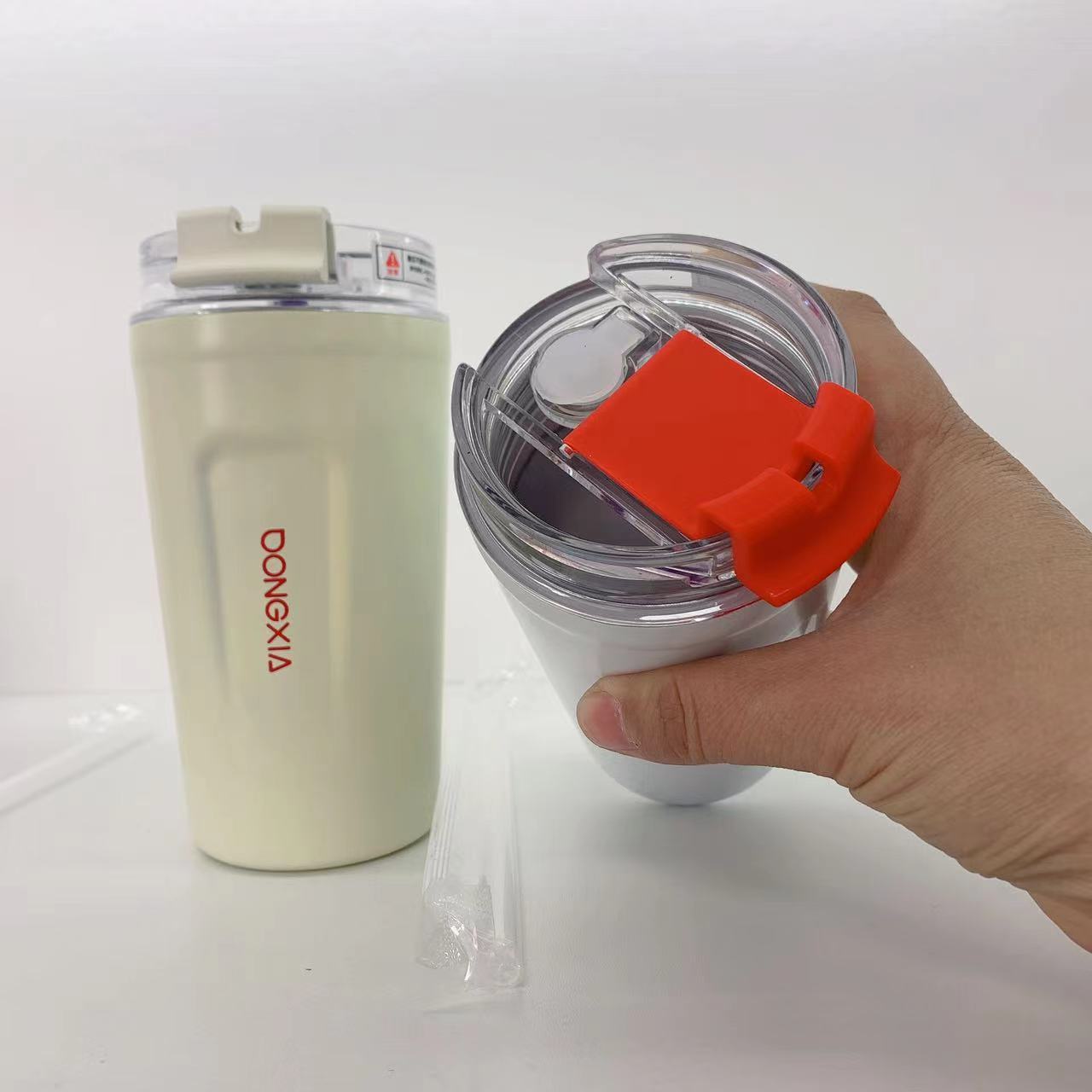 Customized stainless steel insulated cups that are popular among Internet celebrities, portable and simple coffee cups for both men and women, and couple cups for wholesale Application Scenario