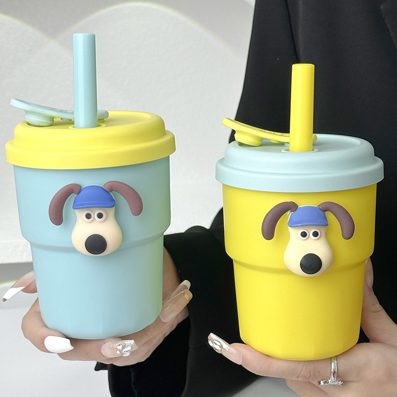 New Instags-style cute big dog sticker girls' straw cup portable large-capacity plastic cup for female office workers full figure