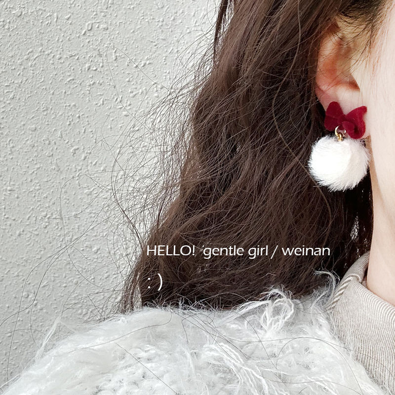 New Year and Christmas festive pom-pom earrings, 2024 new bestsellers, trendy autumn and winter high-end pearl stud earrings Specification drawing