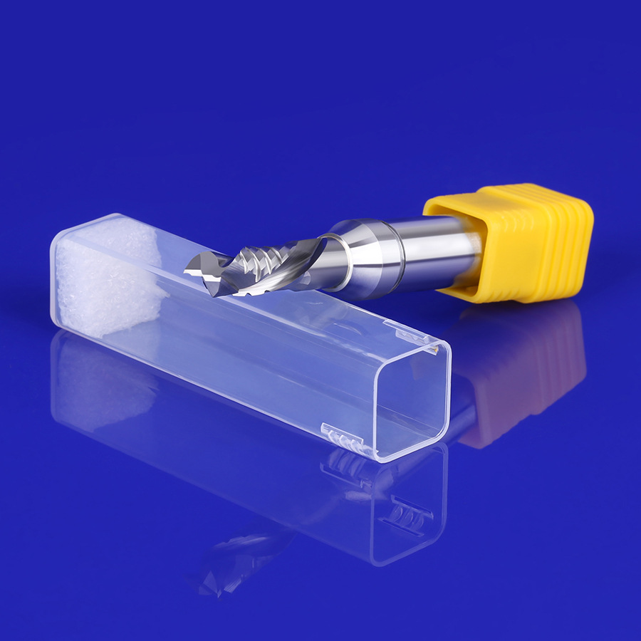 TCT double-edge composite panel saw, slotting, hole-trimming and milling cutter for density board, particle board, multi-layer board and double-sided veneer Application Scenario