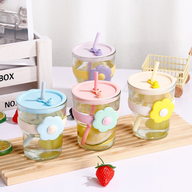 Water cup, girls' summer straw glass cup, flower tea cup, office tea cup with lid, household large-capacity cup full figure
