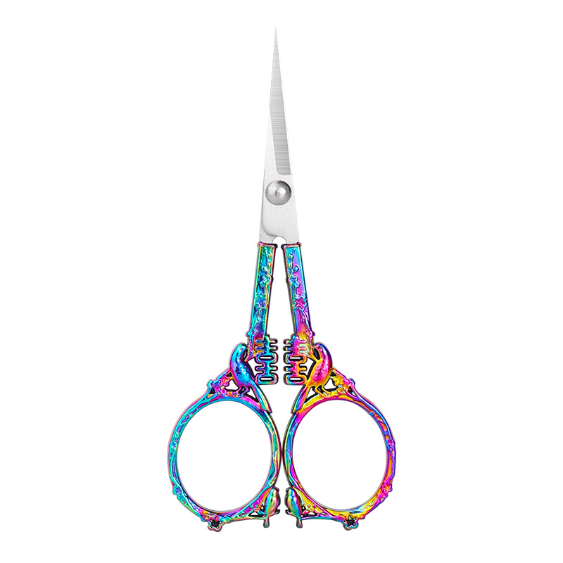 Cross-stitch hand-made small scissors, mini small office stainless steel household thread clippers, pointed embroidery tea scissors Item Picture