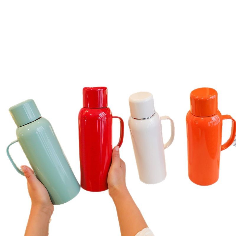 The new insulated cup and water bottle are cute and suitable for outdoor tea brewing. It features an intelligent temperature display and is made of stainless steel. It is also a portable tea brewing cup Item Picture