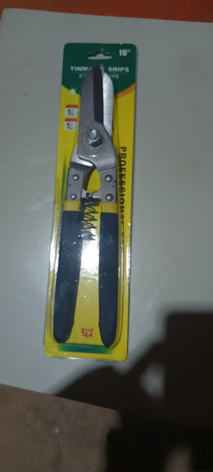 10-inch American strong iron shears, aluminum alloy aviation shears, galvanized iron shears, spring neutral American 10-inch shears Application Scenario