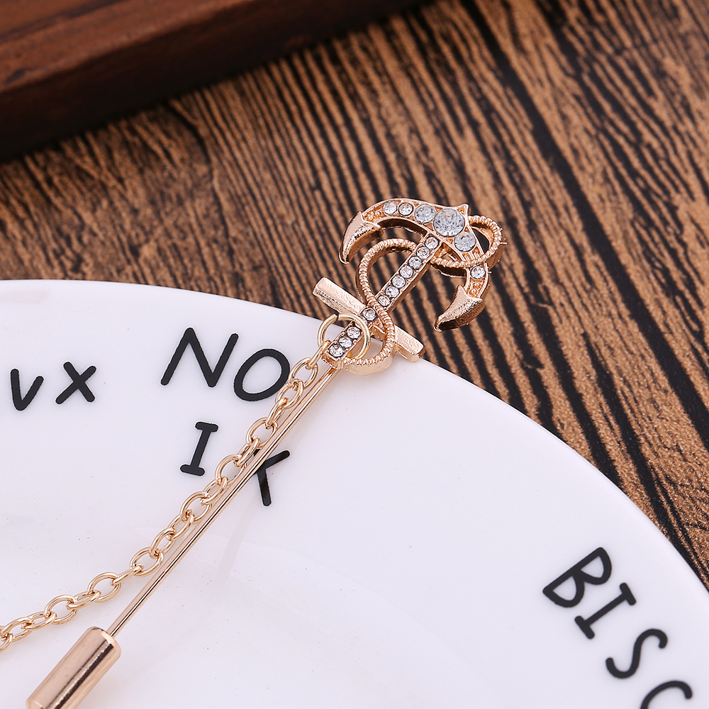 Z99 Trendy original European and American retro brooch with a unique arrow-shaped alloy accessory details Picture