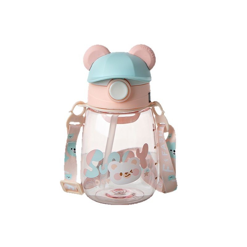 Yitong 2025 New Plastic creative children's carrier water bottle, cute bear straw water cup for kindergarten students Item Picture