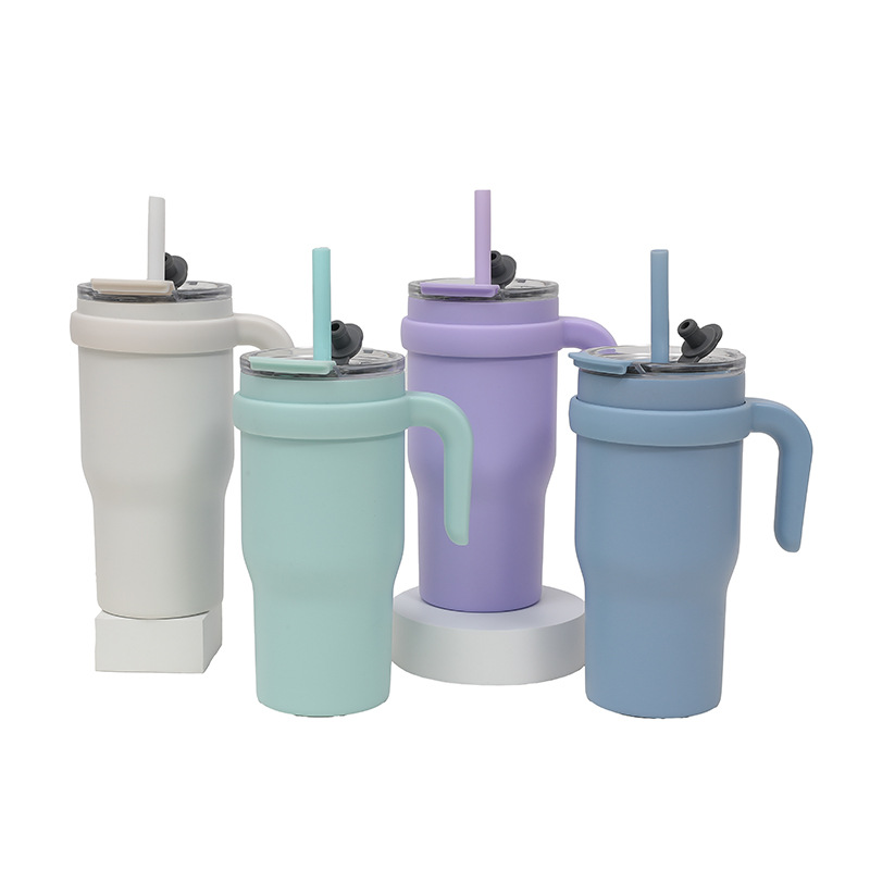 New cross-border vacuum 304 stainless steel insulated cup with handle, portable car cup, children's straw water cup Application Scenario