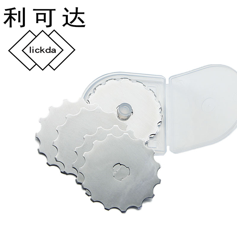 45mm dotted line blade 15-tooth fabric cutting paper wheel knife alloy fabric cutting machine circular blade slitting machine Application Scenario