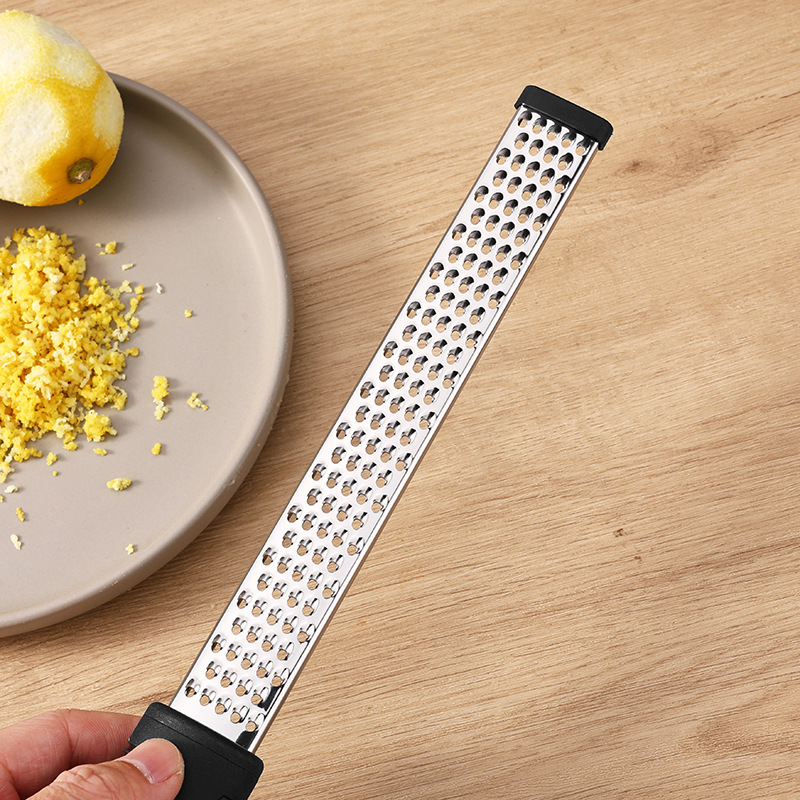 Stainless steel lemon cheese grater for home kitchen, multi-functional cheese and fruit grater, factory wholesale in stock Application Scenario