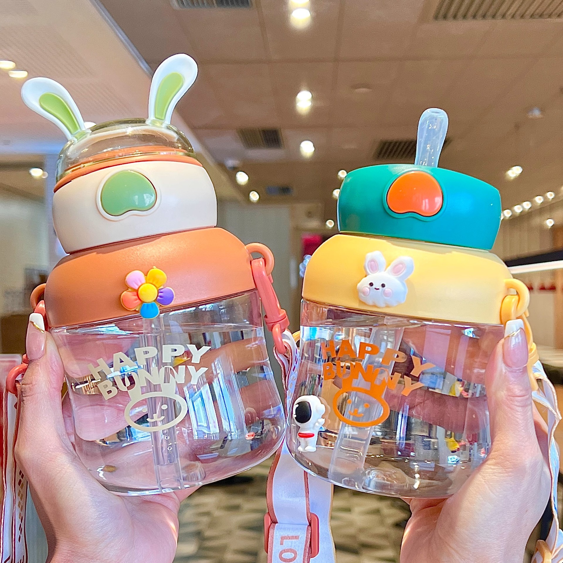 Super cute large-capacity straw cup for children, anti-drop drinking cup for kindergartens, and adorable water bottle specially designed for primary school students to go to school full figure