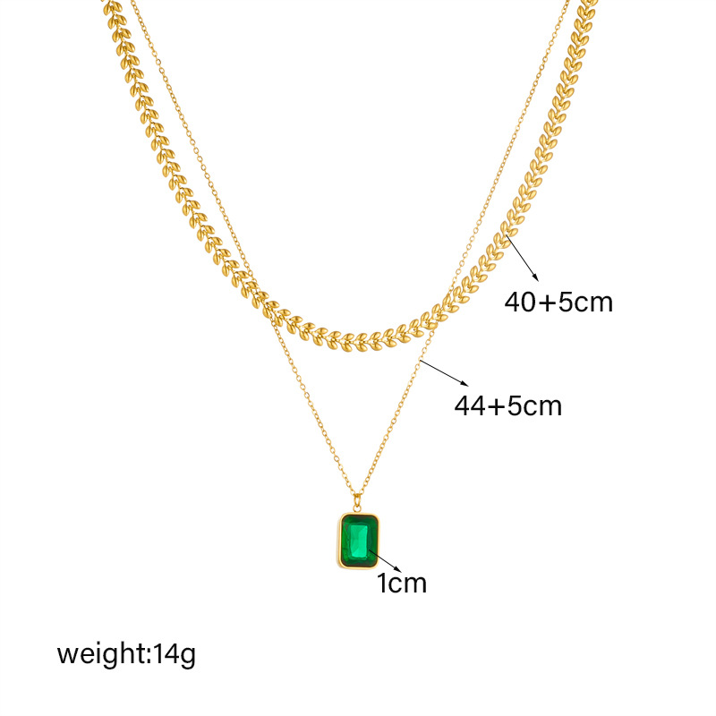 A fashionable and high-end, light luxury style emerald square gemstone pendant collarbone chain titanium steel metal multi-layer necklace Application Scenario