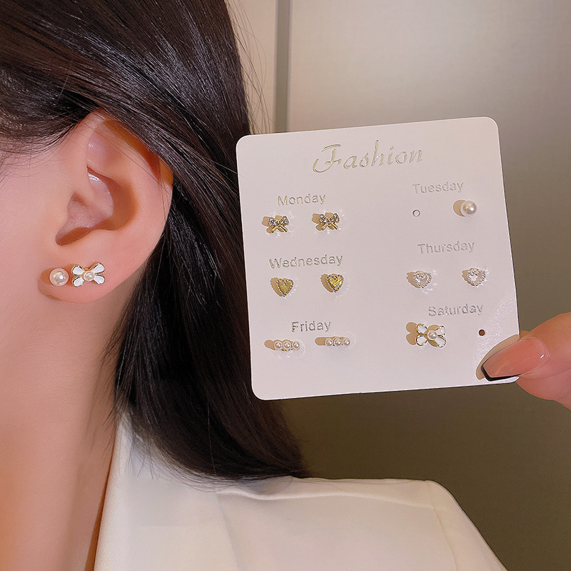 Cute and small 12-piece set of ear studs, 2024 new style, high appearance level, unique autumn bestseller, Internet celebrity earrings wholesale details Picture